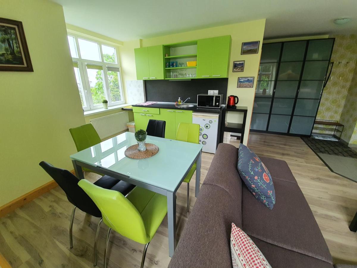 Apartman Helenka Stara Morava タトランスカ・ ロムニツァ エクステリア 写真