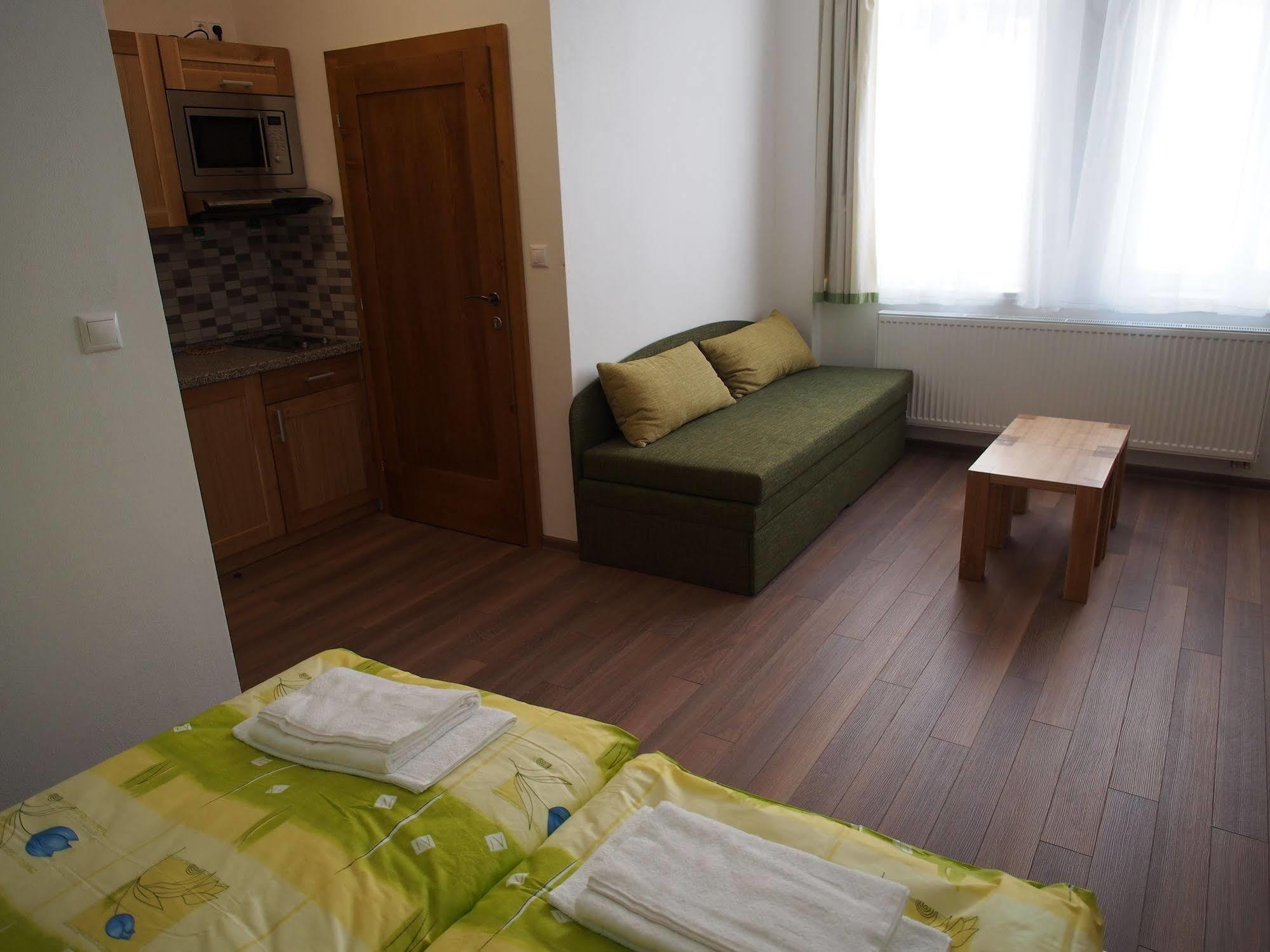 Apartman Helenka Stara Morava タトランスカ・ ロムニツァ エクステリア 写真